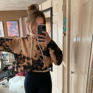 !SOLD! Crop Black Bleached Sweatshirt